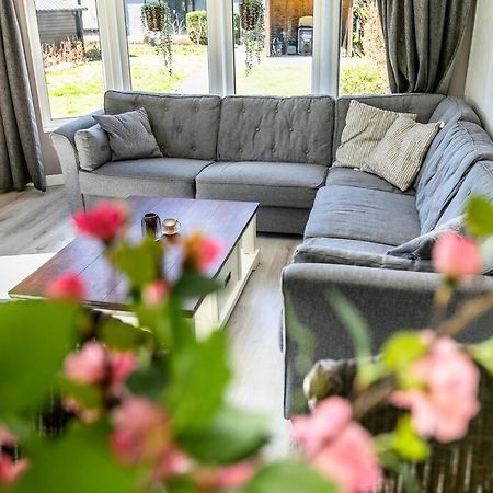 4-Pers. Chalet Met Eigen Parkeerplaats In Veluwe Villa Putten Exterior photo