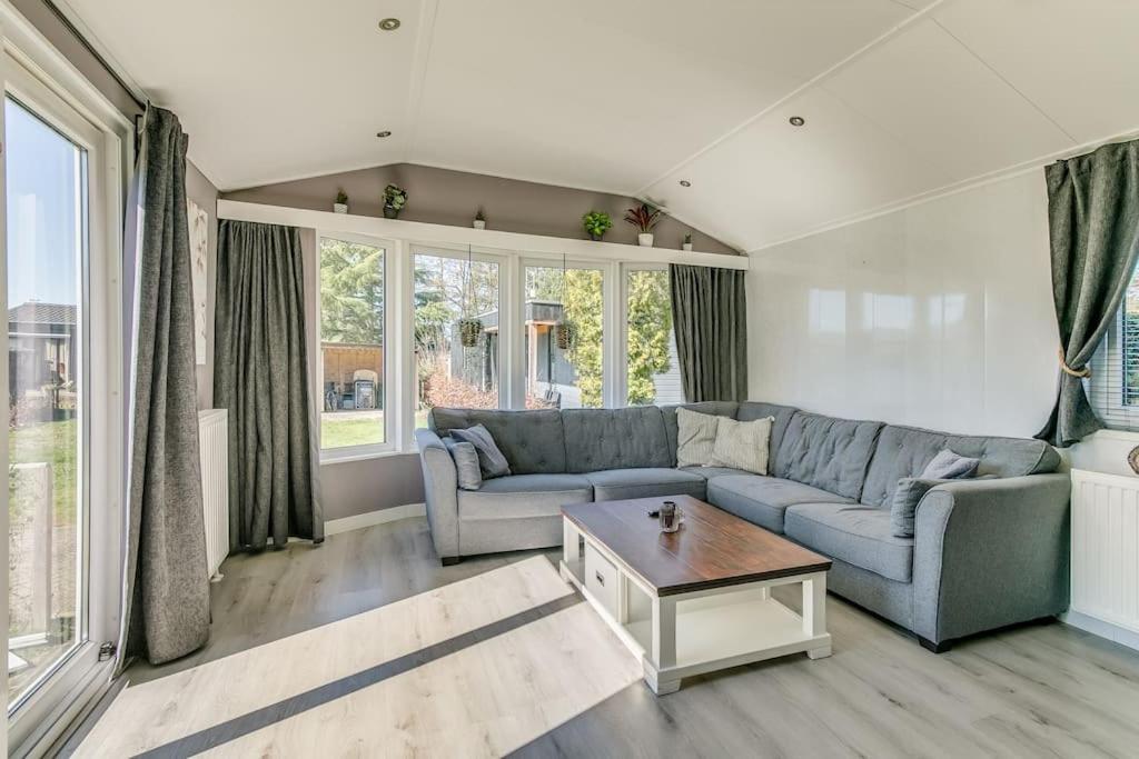 4-Pers. Chalet Met Eigen Parkeerplaats In Veluwe Villa Putten Exterior photo