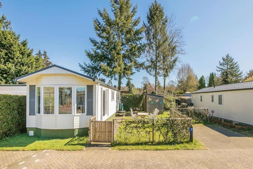 4-Pers. Chalet Met Eigen Parkeerplaats In Veluwe Villa Putten Exterior photo
