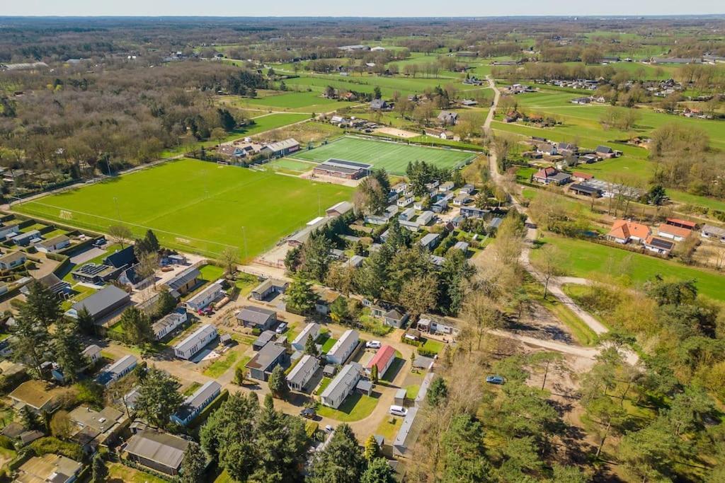 4-Pers. Chalet Met Eigen Parkeerplaats In Veluwe Villa Putten Exterior photo